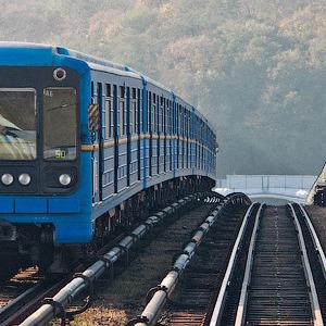 В киевском метро заговорили по-английски. Станции объявляет преподаватель — Євро-2012 на The Village Україна