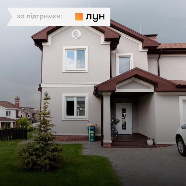 «Елегантний мінімалізм» від Слави Балбека у будинку під Києвом — Квартира тижня на The Village Україна