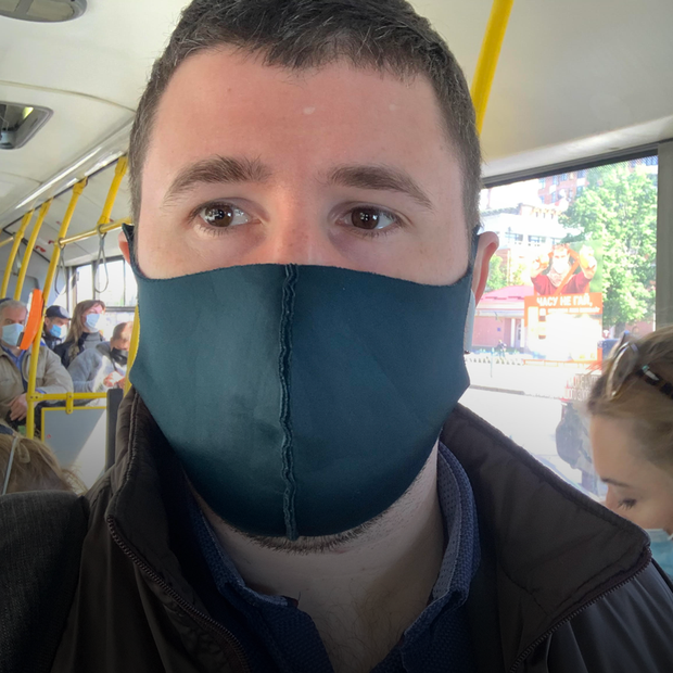 «Іноді дорога займає 4 години». Як містяни їздять на роботу під час карантину — Люди в місті на The Village Україна