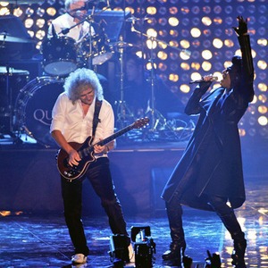 30 июня в фан-зоне выступят Элтон Джон и Queen — Євро-2012 на The Village Україна
