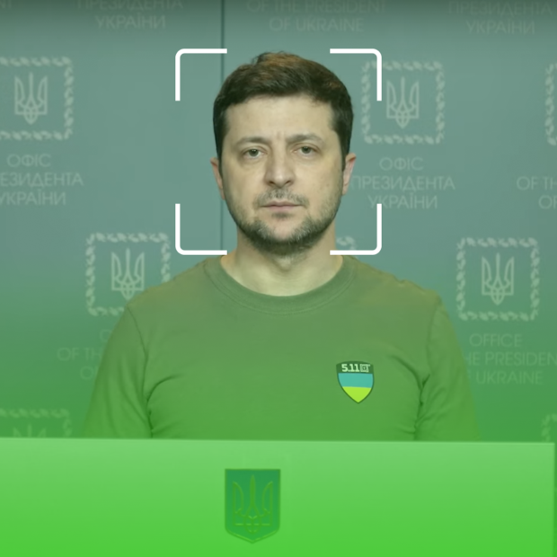 Попереджають про ризик діпфейків із Зеленським. Розпитали головного фахівця з нейромереж в Україні — Є питання на The Village Україна