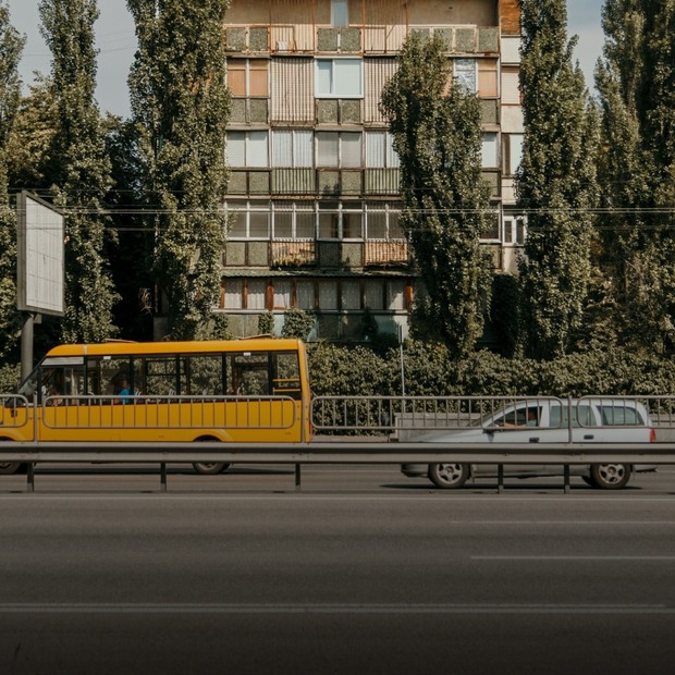 Проїзд у громадському транспорті Києва хочуть підвищити до 20 грн. Чому це погана ідея — Транспорт на The Village Україна