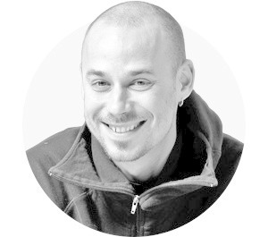На завтрак: Алексей Сай — об инструментах в искусстве и корпоративных кочевниках — Люди в місті на The Village Україна