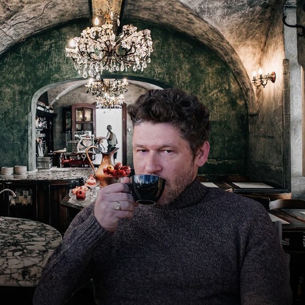 «Я не архітектор, я сторітелер»: інтерв’ю з дизайнером Mimosa, Adelle і Good Girl — Інтерв'ю на The Village Україна