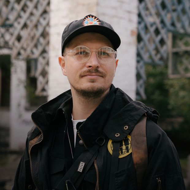 Ніл Тарасов, 36 років, діджей і співзасновник лейблу Thousand Kisses Place — Зовнішній вигляд на The Village Україна