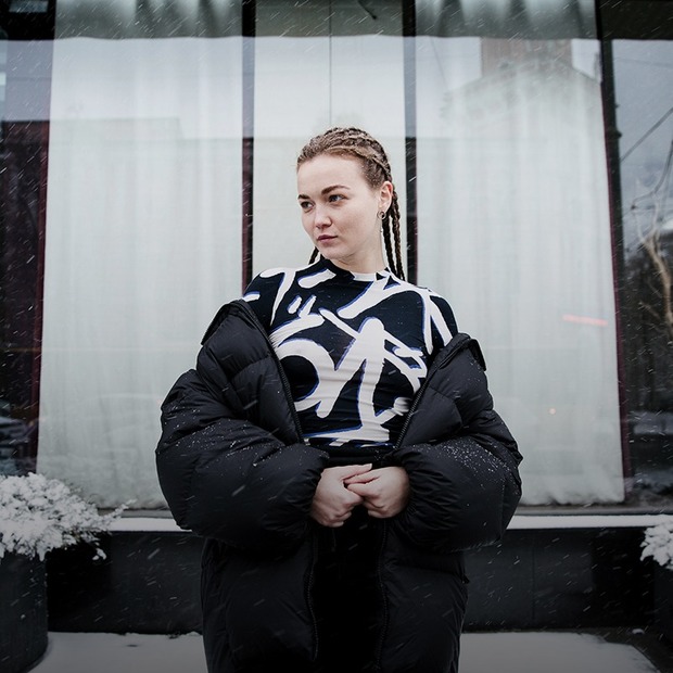 Ольга Шаповалова, 29 років, бренд-менеджерка Ali Saulidi та Bassano — Зовнішній вигляд на The Village Україна