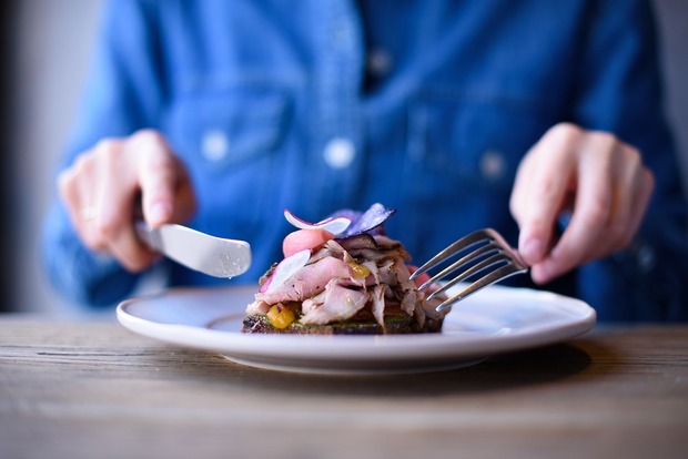 Данські відкриті сендвічі Smørrebrød
— Нове місце на The Village Україна