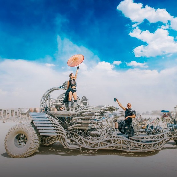 Від Burning Man до Sziget: 10 найкращих матеріалів про подорожі у 2017 році — Підсумки року 2017 на The Village Україна