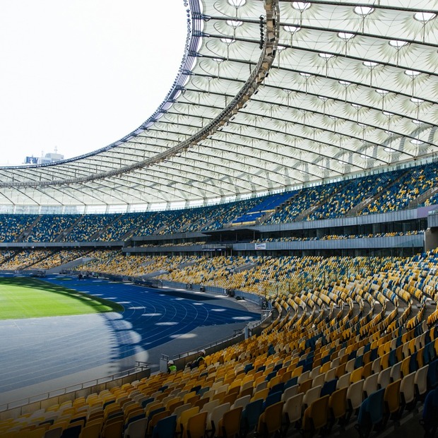 Я працюю в НСК «Олімпійський» — Де ти працюєш на The Village Україна