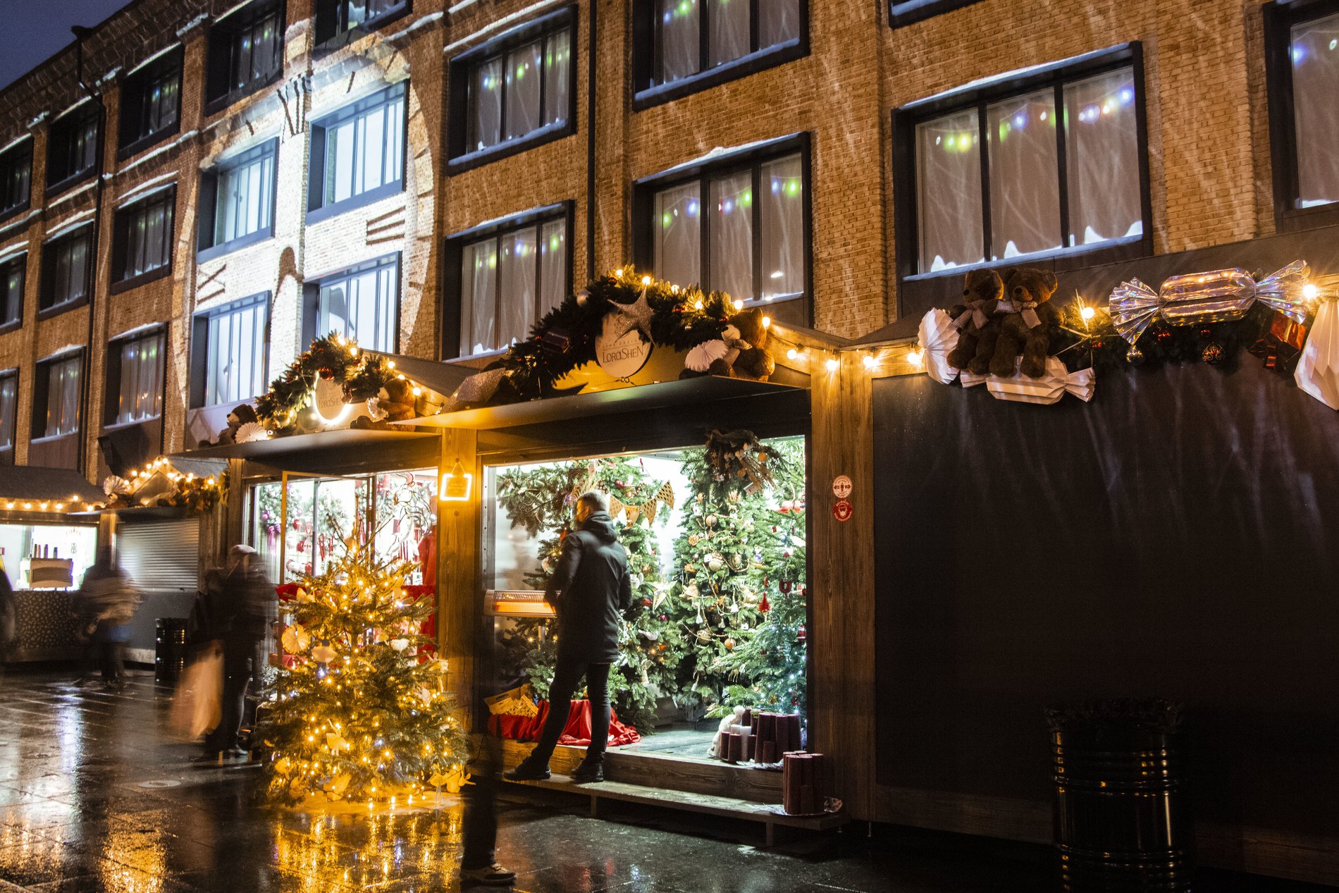 Roshen Winter Village